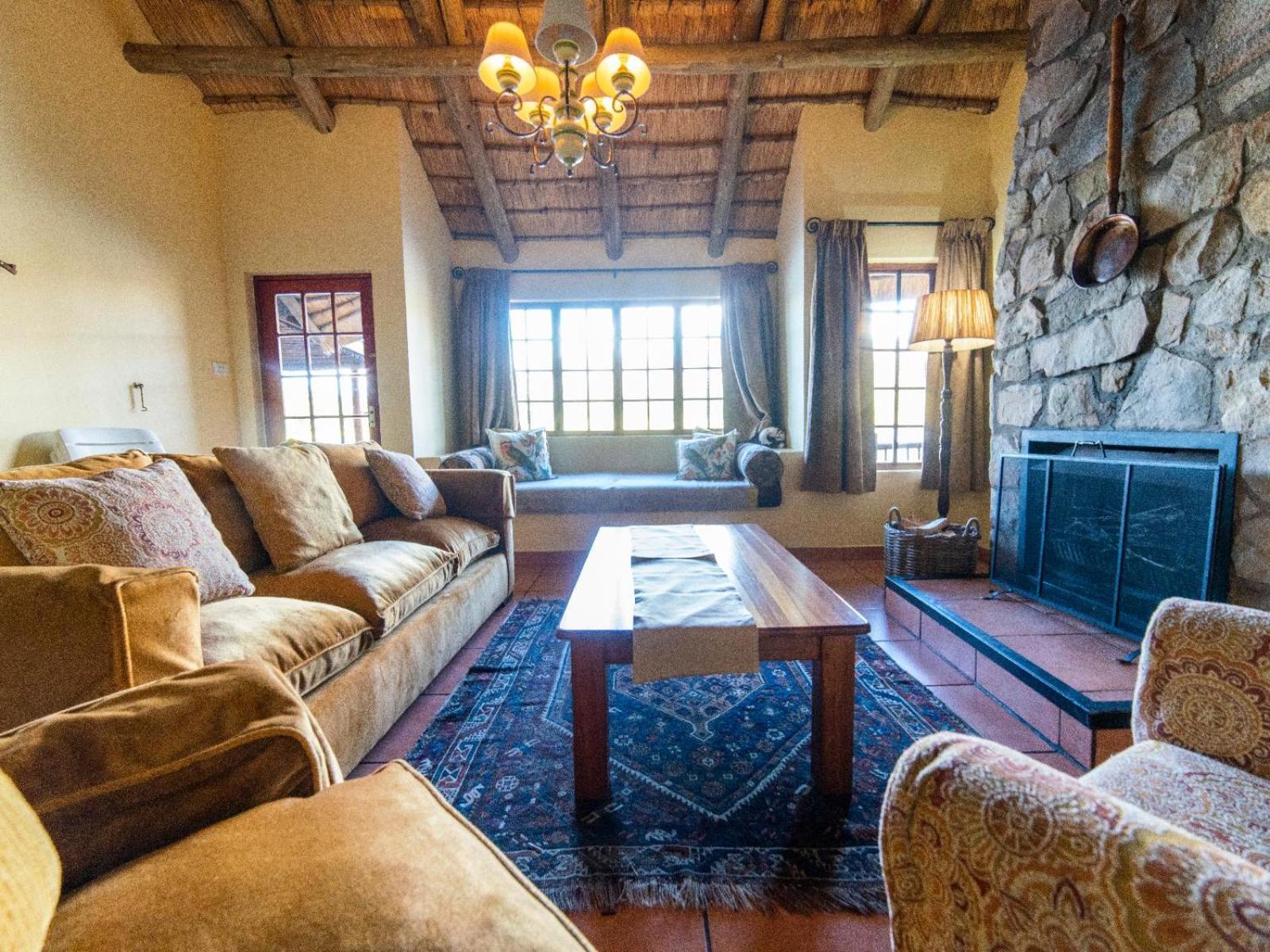 Lake Naverone Holiday Cottages Drakensberg Garden Exterior photo