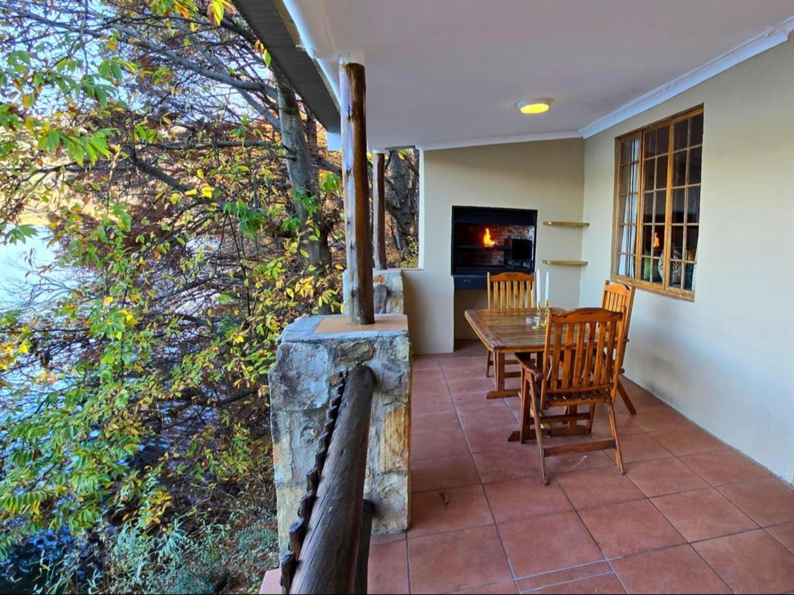 Lake Naverone Holiday Cottages Drakensberg Garden Exterior photo